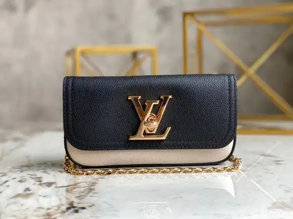 pouch Vuitton Louis Lockme 0608